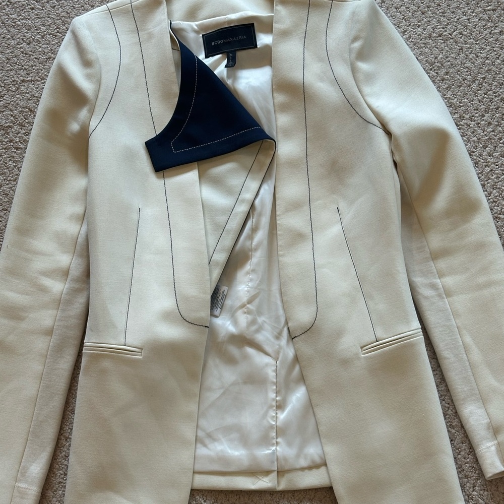 BCBG blazer